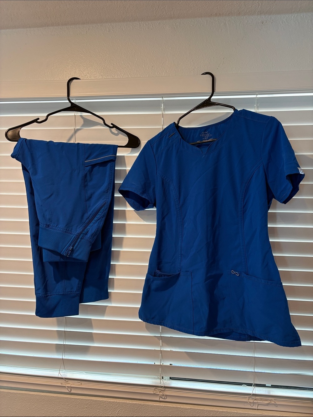 Women's Medical Scrub Set - Royal Blue V-Neck Top & Pants